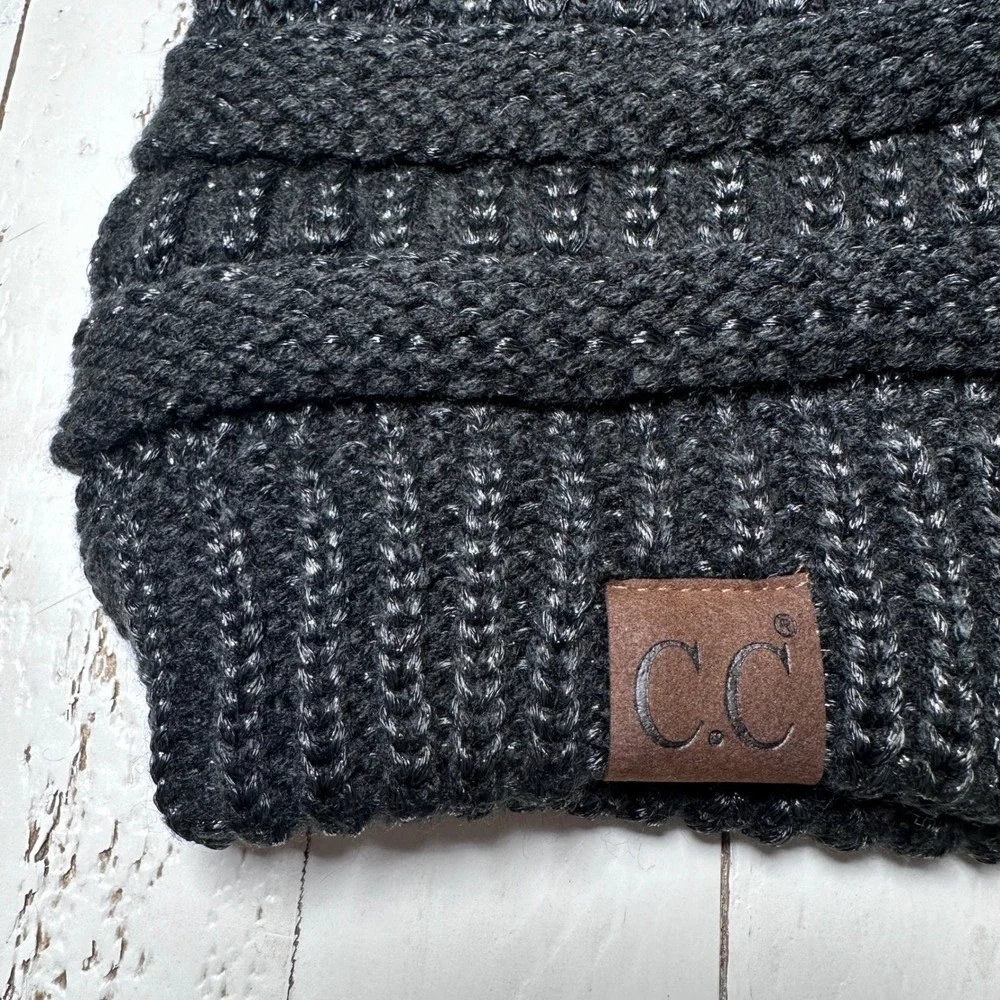 CC Exclusives Black Silver Speckle‎ Knit Beanie Hat